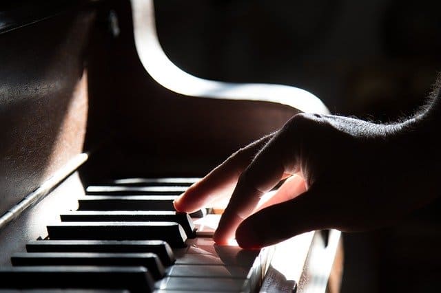 PIANO LEARNING APPS