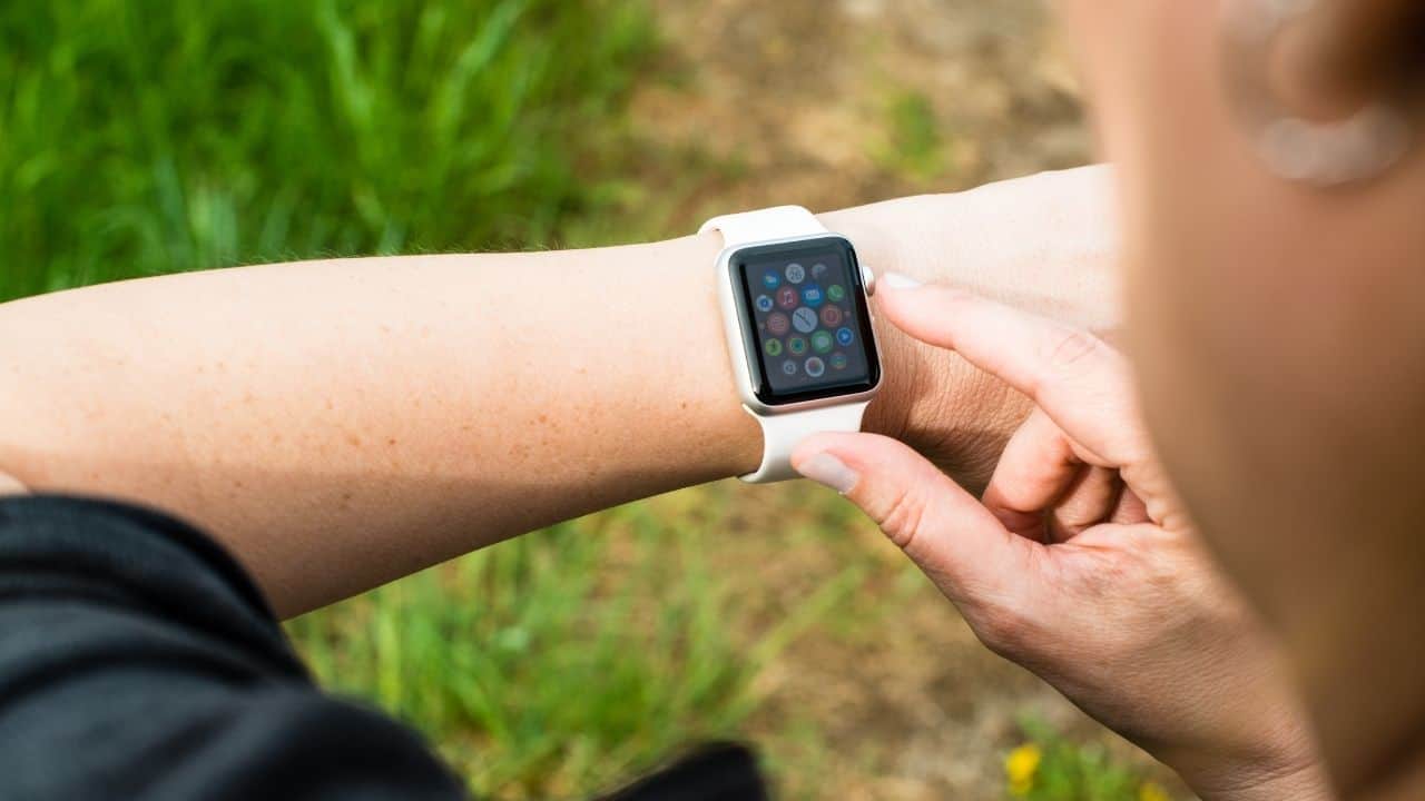 Can An Apple Watch Drain Your Phone Battery